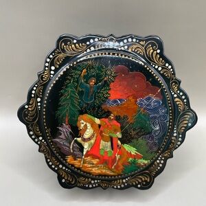 Vintage READ Russian USSR Palekh Lacquer 5” Footed Hinged Trinket Jewelry Box